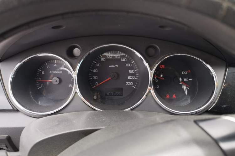 Used Dongfeng Aeolus S30 2013 1.6L Manual Entry-Level Model Instrument Cluster