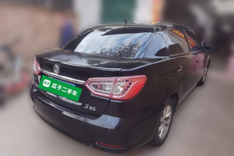 Used Dongfeng Aeolus S30 2013 1.6L Manual Entry-Level Model Rear Right 45 Deg