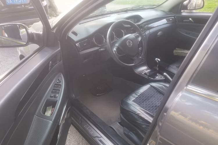 Used Dongfeng Aeolus S30 2013 1.5L Manual Zunya Model Driver Seat