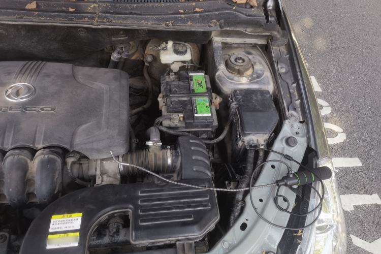 Used Dongfeng Aeolus S30 2013 1.5L Manual Zunya Model Engine Bay Left