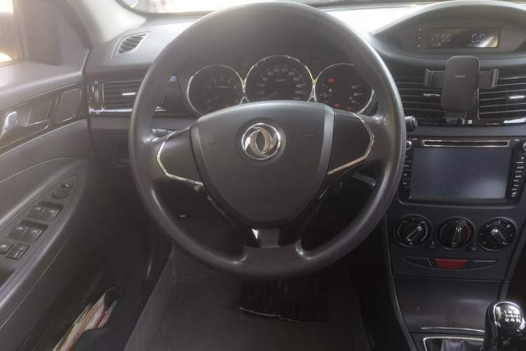 Used Dongfeng Aeolus S30 2013 1.5L Manual Zunya Model Steering Wheel