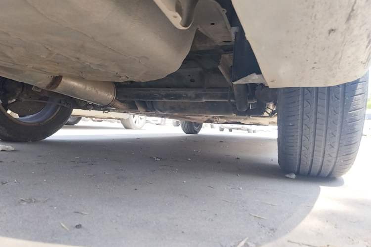 Used Dongfeng Aeolus S30 2013 1.6L Manual Entry-Level Model Chassis Rear Right