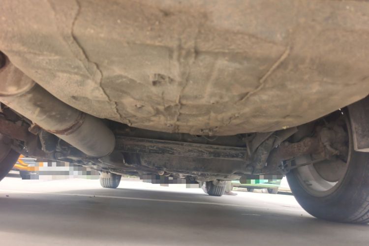 Used Dongfeng Aeolus S30 2013 1.6L Manual Dual-Fuel CNG Model Chassis Rear