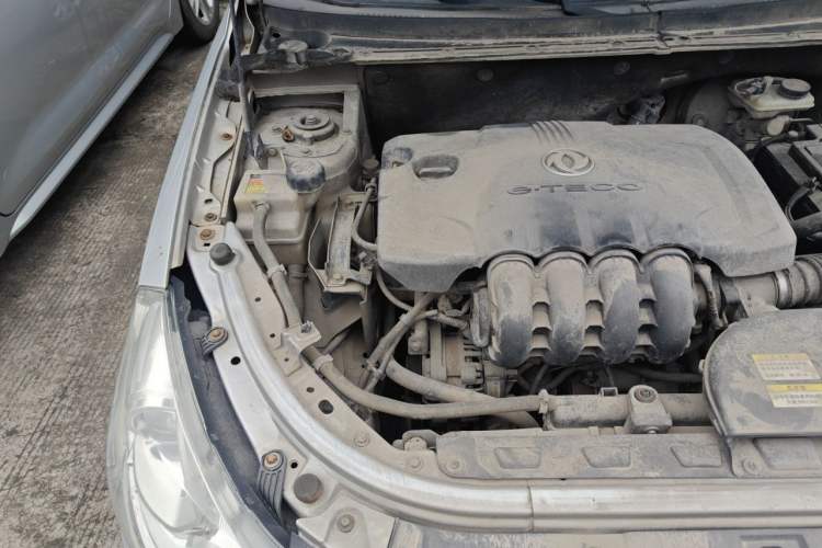 Used Dongfeng Aeolus S30 2013 1.5L Automatic Zunya Model Engine Bay Right