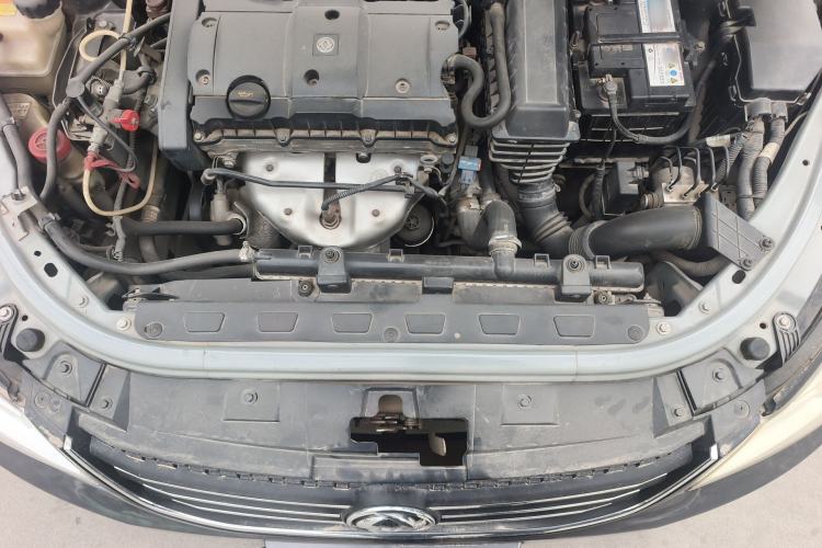 Used Dongfeng Aeolus S30 2013 1.6L Manual Dual-Fuel CNG Model Engine Bay