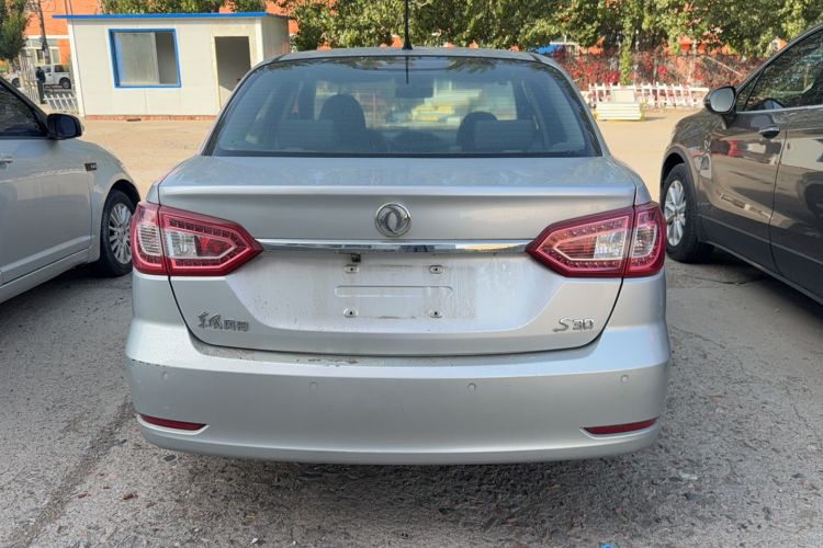 Used Dongfeng Aeolus S30 2013 1.6L Manual Dual-Fuel CNG Model Exterior 4