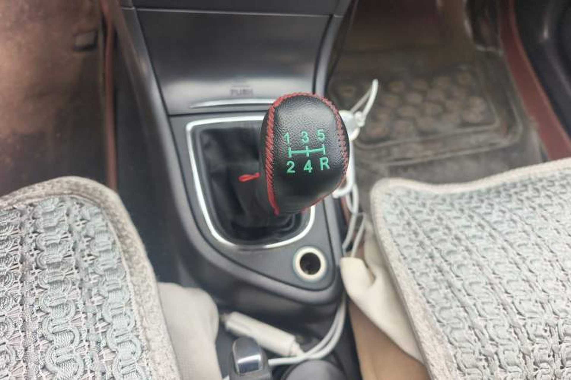 Used Dongfeng Aeolus S30 2013 1.6L Manual Dual-Fuel CNG Model Gear Lever