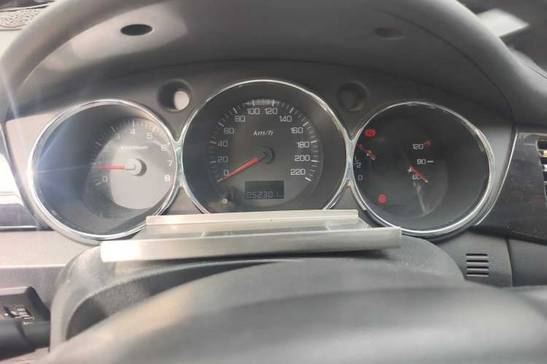 Used Dongfeng Aeolus S30 2013 1.6L Manual Dual-Fuel CNG Model Instrument Cluster