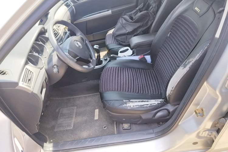 Used Dongfeng Aeolus S30 2013 1.6L Manual Entry-Level Model Left Front Seat