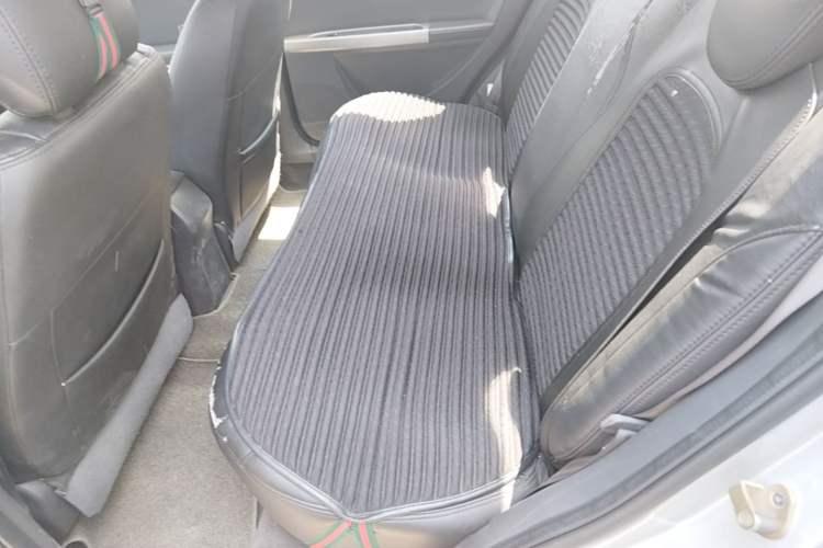Used Dongfeng Aeolus S30 2013 1.6L Manual Entry-Level Model Left Rear Seat