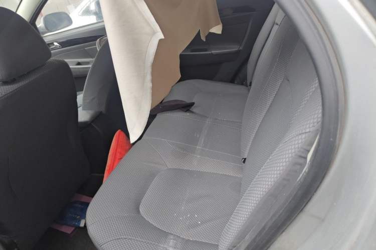 Used Dongfeng Aeolus S30 2013 1.5L Automatic Zunya Model Left Rear Seat