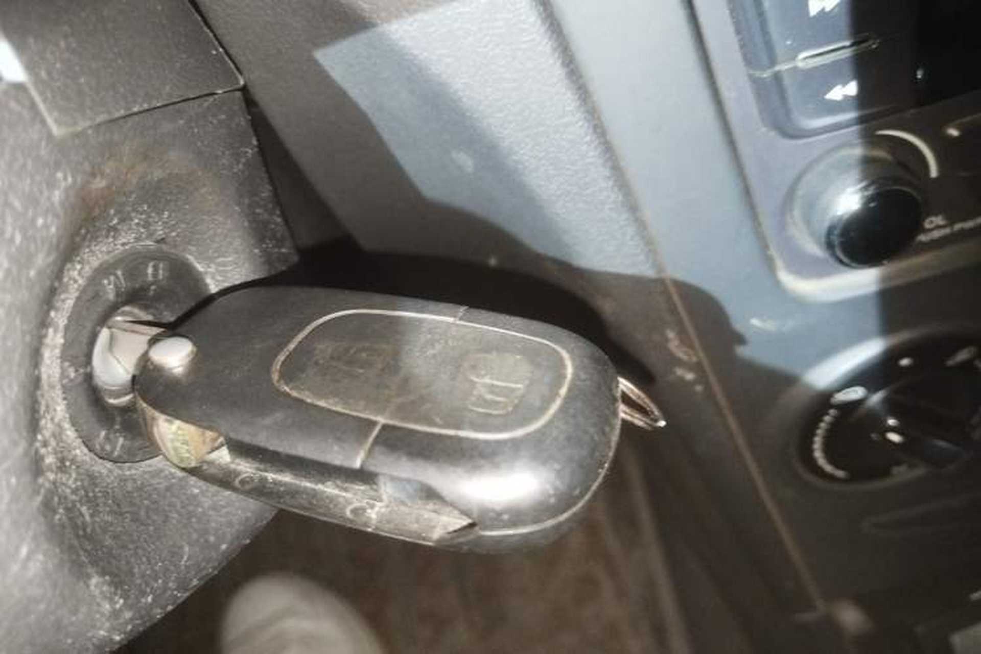 Used Dongfeng Aeolus S30 2013 1.6L Manual Zunya Model Vehicle Key