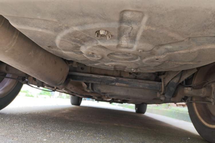 Used Dongfeng Aeolus S30 2013 1.5L Manual Entry-Level Model Chassis Rear