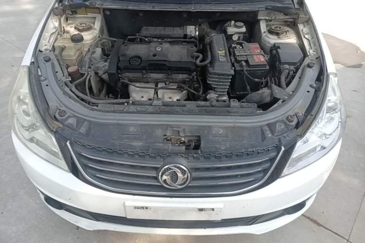 Used Dongfeng Aeolus S30 2013 1.6L Manual Zunya Model Engine Bay