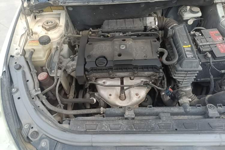 Used Dongfeng Aeolus S30 2013 1.6L Manual Zunya Model Engine Bay Right