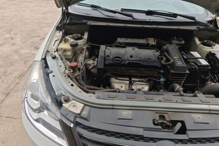 Used Dongfeng Aeolus S30 2013 1.6L Manual Zunya Model Engine Bay Right