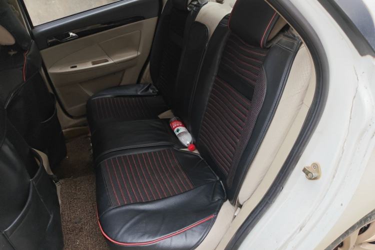 Used Dongfeng Aeolus S30 2013 1.5L Manual Entry-Level Model Left Rear Seat