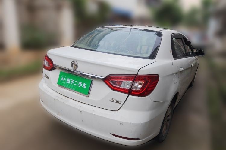 Used Dongfeng Aeolus S30 2013 1.5L Manual Entry-Level Model Rear Right 45 Deg