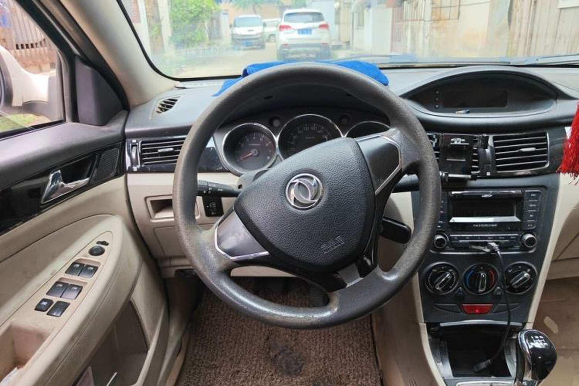 Used Dongfeng Aeolus S30 2013 1.5L Manual Entry-Level Model Steering Wheel