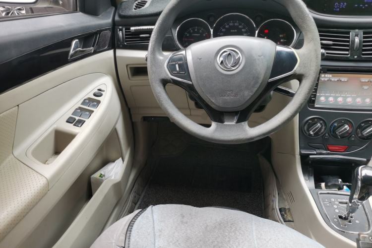 Used Dongfeng Aeolus S30 2013 1.5L Automatic Zunya Model Steering Wheel