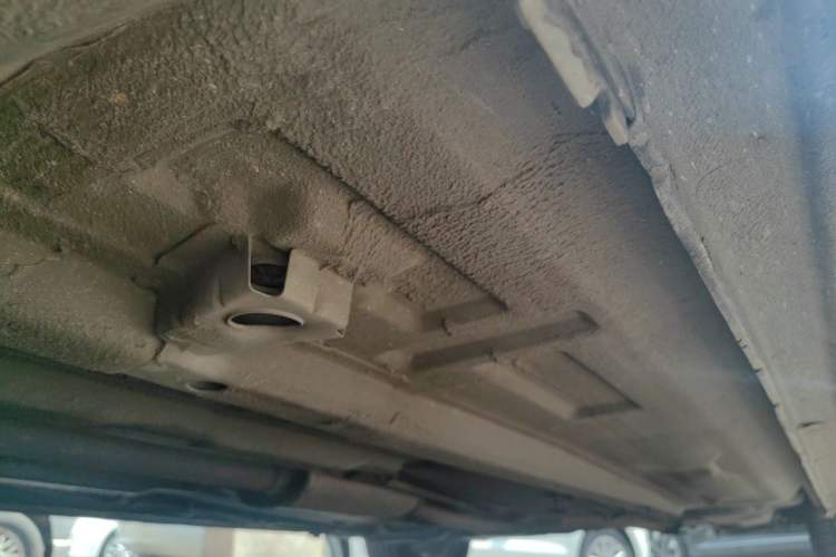 Used Dongfeng Aeolus S30 2014 1.6L Manual Zunya CNG Model Chassis Front Left