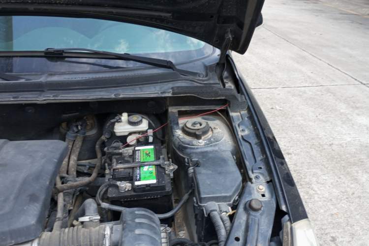 Used Dongfeng Aeolus S30 2014 1.5L Automatic Value Edition Engine Bay Left
