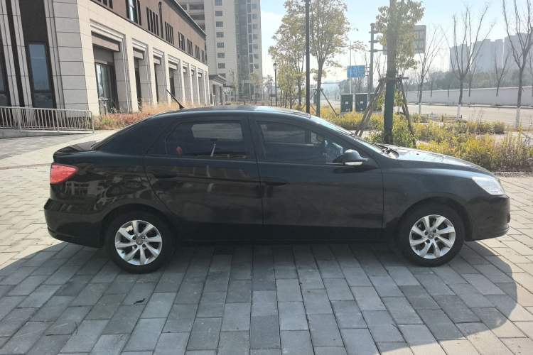 Used Dongfeng Aeolus S30 2014 1.5L Manual Gratitude Edition Exterior 2