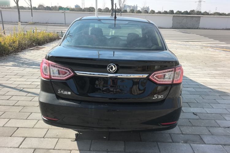 Used Dongfeng Aeolus S30 2014 1.5L Manual Gratitude Edition Exterior 4