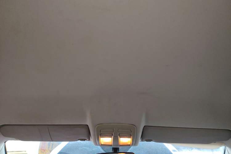 Used Dongfeng Aeolus S30 2014 1.5L Manual Gratitude Edition Headliner