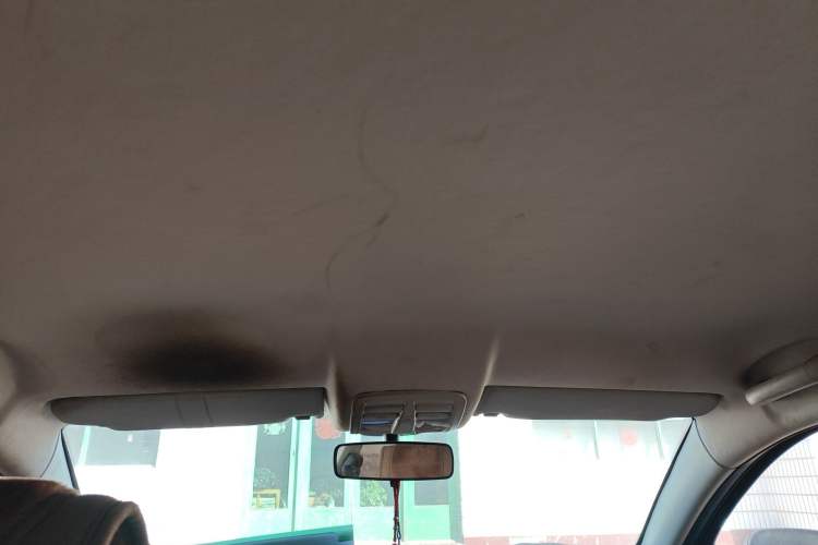 Used Dongfeng Aeolus S30 2014 1.6L Manual Gratitude Edition CNG Headliner