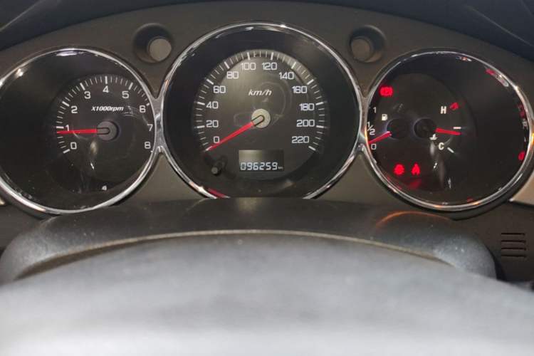 Used Dongfeng Aeolus S30 2014 1.5L Manual Gratitude Edition Instrument Cluster