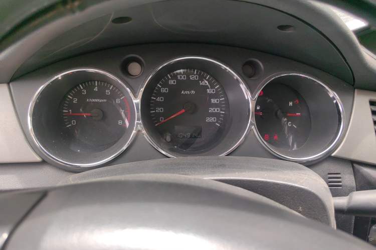Used Dongfeng Aeolus S30 2014 1.5L Manual Gratitude Edition Instrument Cluster