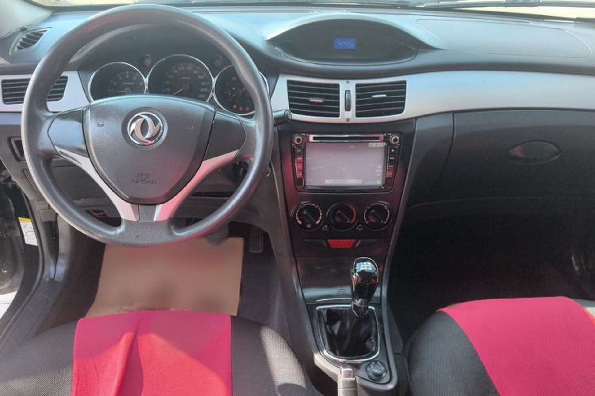 Used Dongfeng Aeolus S30 2014 1.5L Manual Gratitude Edition Interior 3