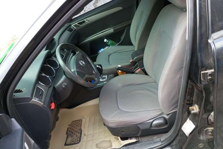 Used Dongfeng Aeolus S30 2014 1.5L Automatic Value Edition Left Front Seat