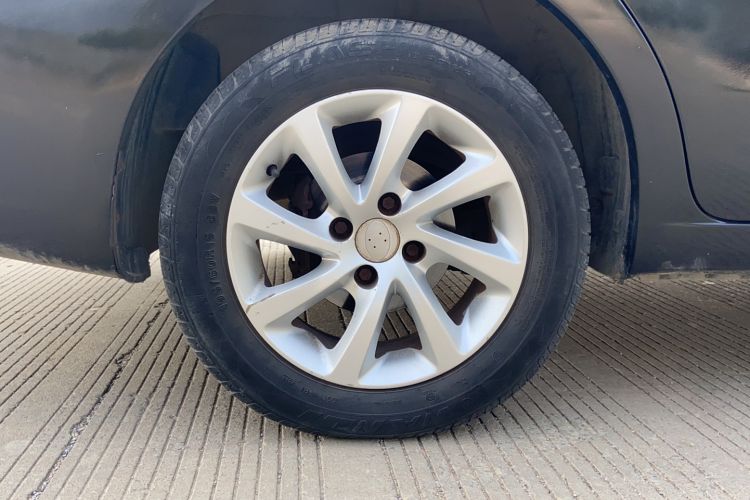 Used Dongfeng Aeolus S30 2014 1.5L Manual Gratitude Edition Right Rear Wheel Hub