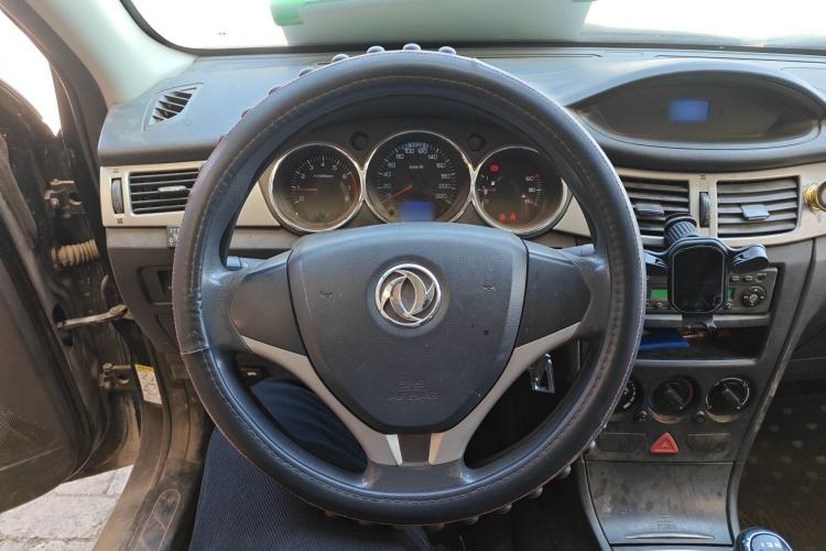 Used Dongfeng Aeolus S30 2014 1.6L Manual Gratitude Edition CNG Steering Wheel
