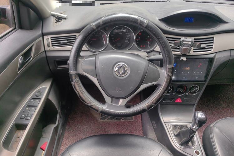 Used Dongfeng Aeolus S30 2014 1.5L Manual Gratitude Edition Steering Wheel