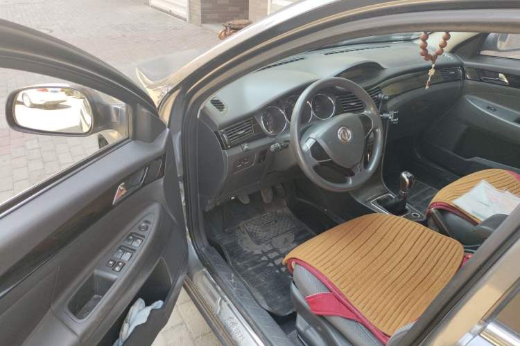 Used Dongfeng Aeolus S30 2014 1.6L Manual Zunya CNG Model Driver Seat