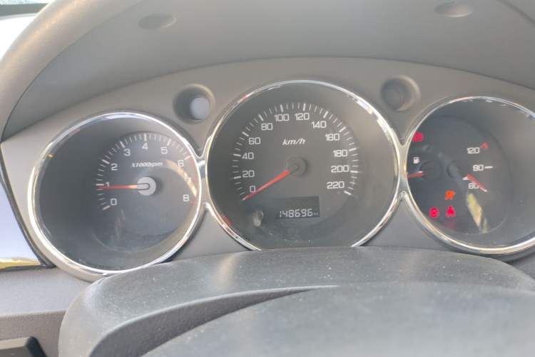Used Dongfeng Aeolus S30 2014 1.6L Manual Zunya CNG Model Instrument Cluster