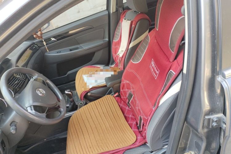 Used Dongfeng Aeolus S30 2014 1.6L Manual Zunya CNG Model Left Front Seat