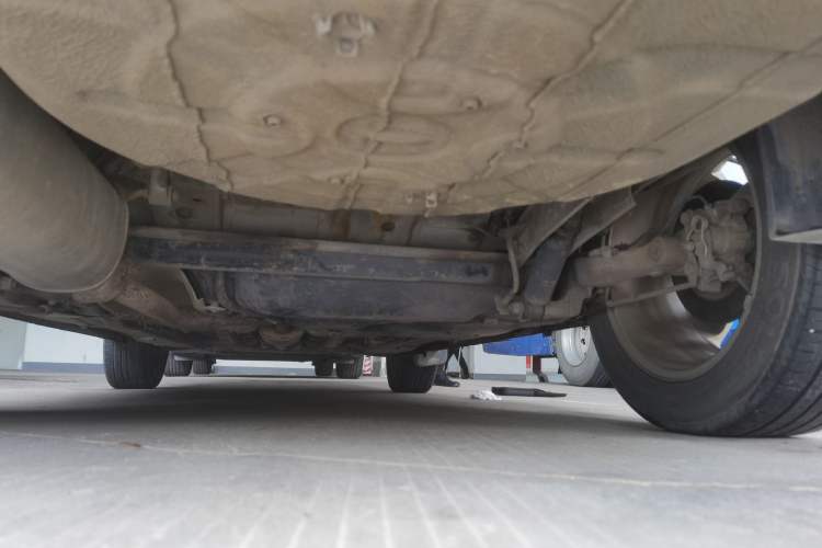 Used Dongfeng Aeolus S30 2014 1.5L Manual Gratitude Edition Chassis Rear