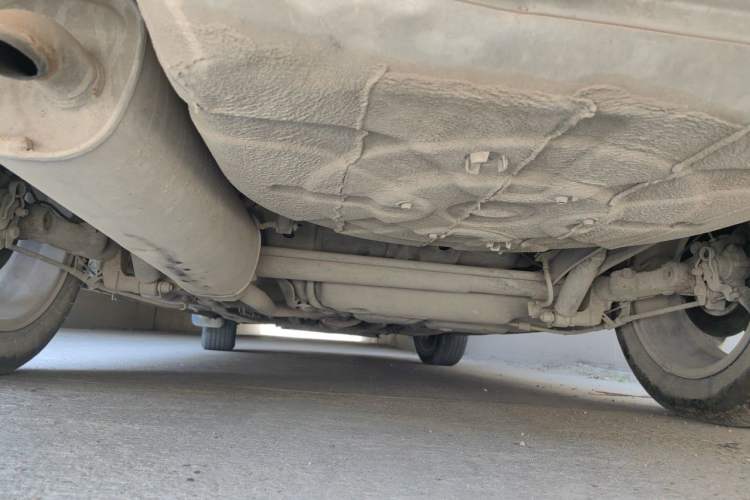 Used Dongfeng Aeolus S30 2014 1.5L Manual Gratitude Edition Chassis Rear