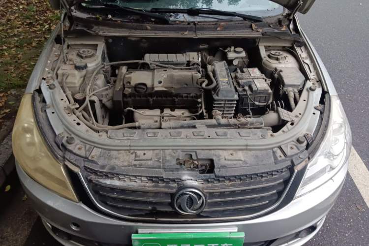 Used Dongfeng Aeolus S30 2014 1.6L Manual Gratitude Edition Engine Bay
