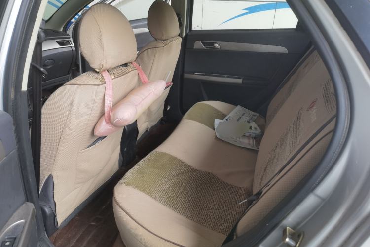 Used Dongfeng Aeolus S30 2014 1.5L Manual Gratitude Edition Left Rear Seat