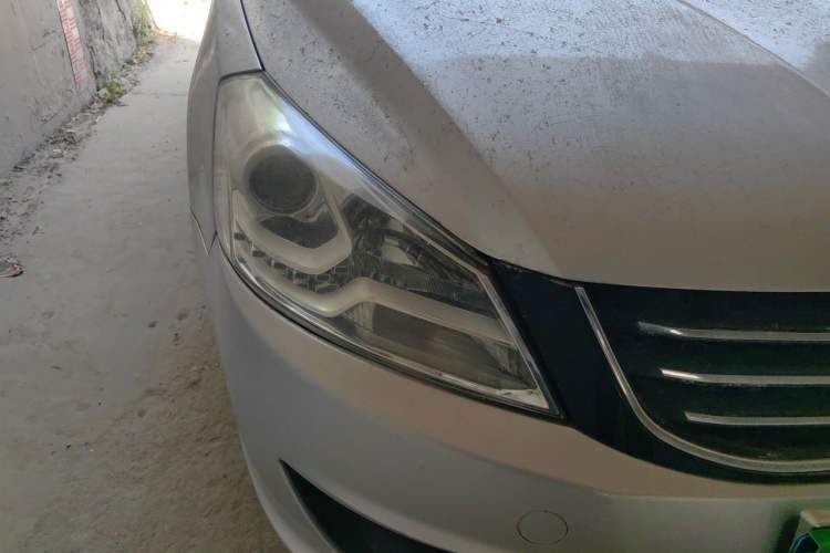 Used Dongfeng Aeolus S30 2014 1.5L Manual Gratitude Edition Right Front Headlight