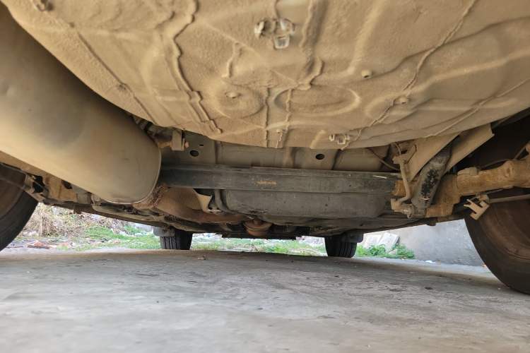 Used Dongfeng Aeolus S30 2014 1.5L Manual Gratitude Edition Chassis Rear