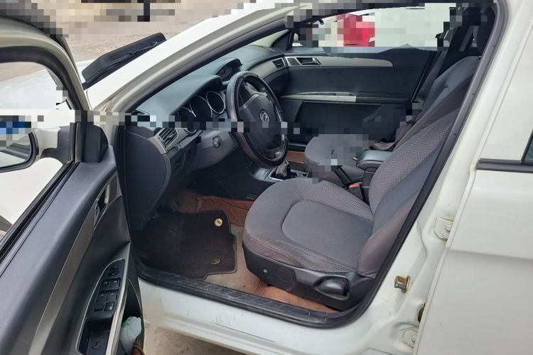 Used Dongfeng Aeolus S30 2014 1.6L Manual Gratitude Edition CNG Driver Seat