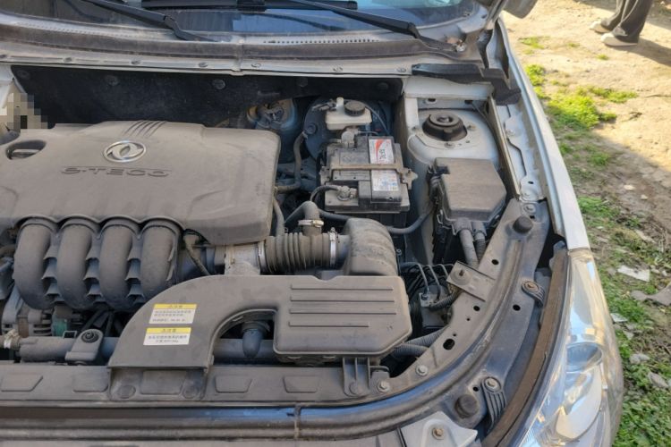 Used Dongfeng Aeolus S30 2014 1.5L Manual Gratitude Edition Engine Bay Left