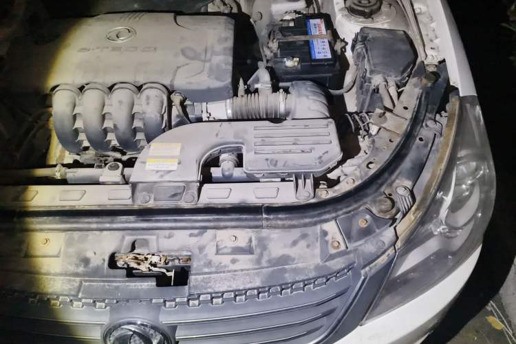 Used Dongfeng Aeolus S30 2014 1.5L Manual Smart Drive Gratitude Edition Engine Bay Left