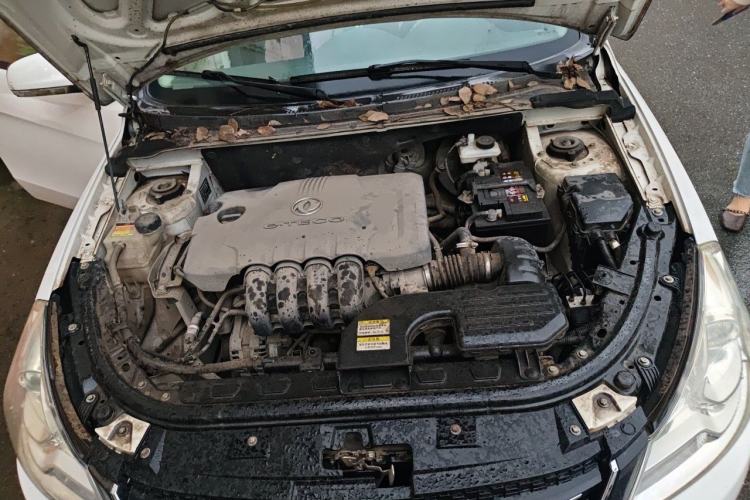 Used Dongfeng Aeolus S30 2014 1.5L Manual Gratitude Edition Engine Bay